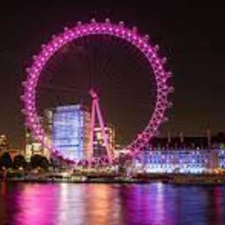Spacious 2 Bed Urban Jungle Flat, Central Londres Exterior foto