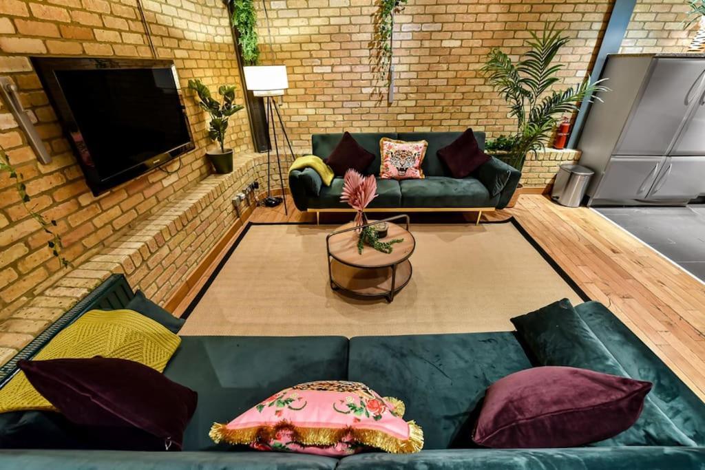 Spacious 2 Bed Urban Jungle Flat, Central Londres Exterior foto