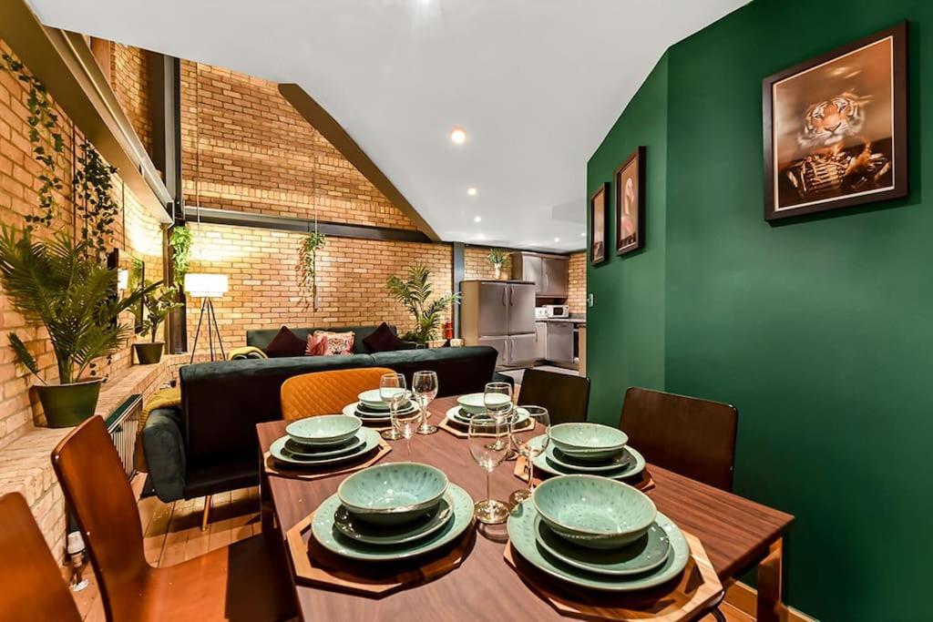 Spacious 2 Bed Urban Jungle Flat, Central Londres Exterior foto